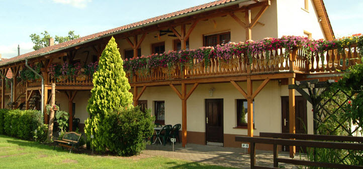 Pension & Wellness am Storchennest